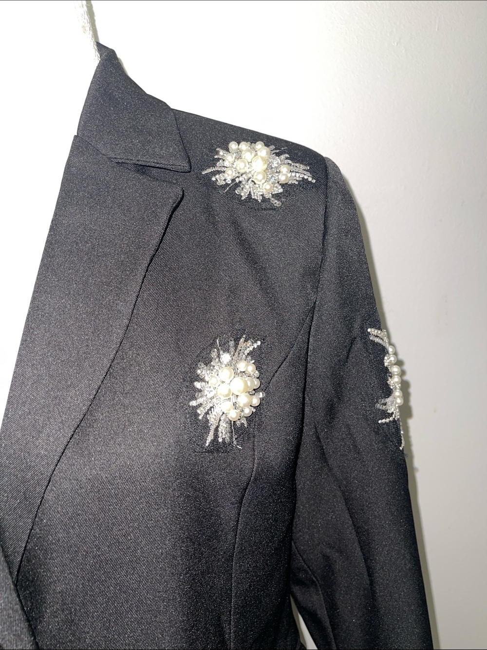 Black with Pearl and Sequined Embellished Women's Blazer - Picture 4 of 9